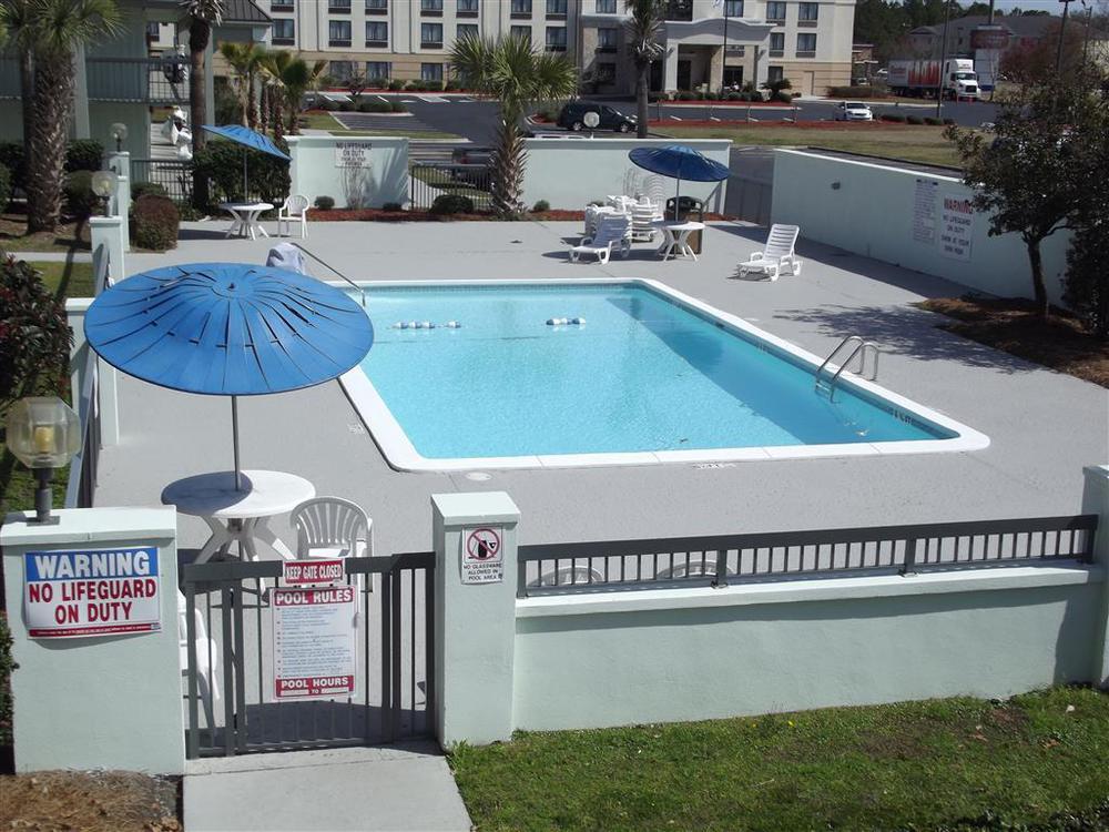 Ramada By Wyndham Savannah Gateway Facilities photo